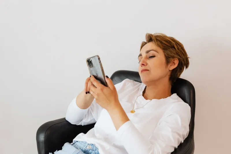 Unfollow Season: How Maria's Way of Living Convinced Fans to Ditch Accounts That Don't Actually Mean Anything